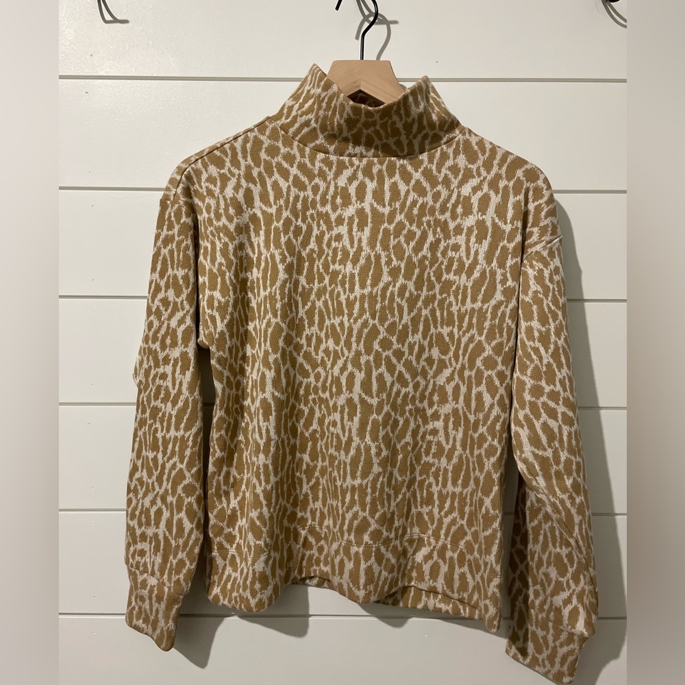 Loft Size Small LN Mock Turtleneck Sweater